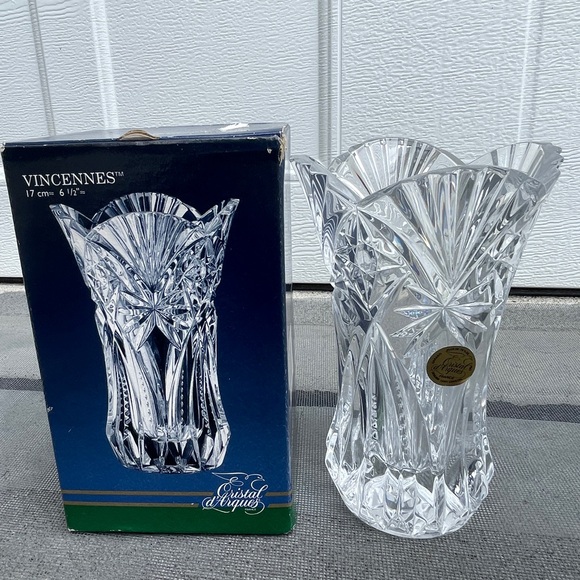J. G. Durand Cristal D'Arques 24% Lead Crystal 6 1/2” Vincennes Vase new in box - Picture 1 of 7